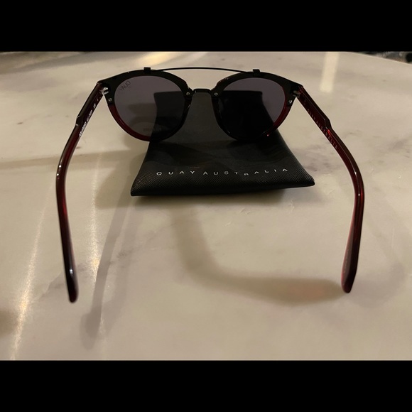 Quay Australia Polarized Sunglasses. - Picture 3 of 5